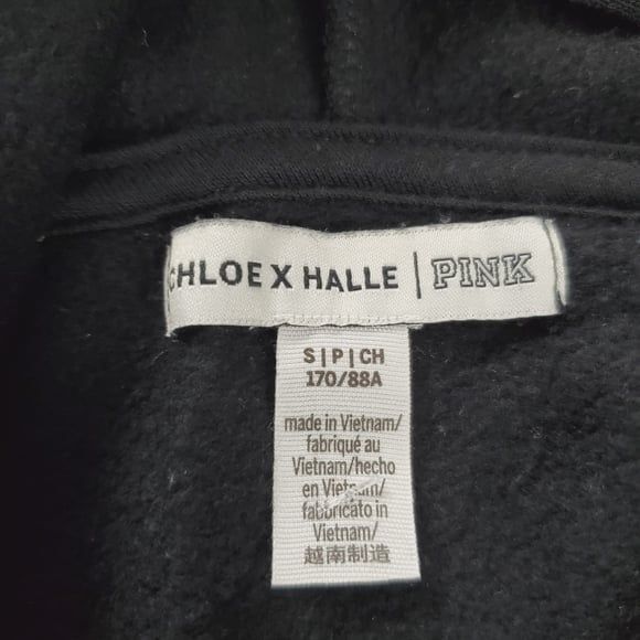 PINK Cropped Hoodie Small S Oversized Chloe Halle Black Pullover Active Shrt Top - Picture 3 of 4